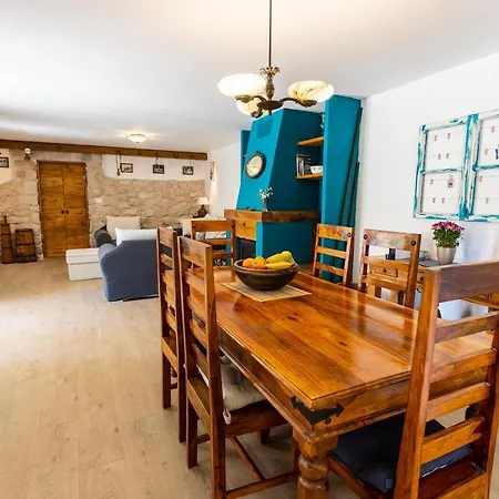 Charming Stone House With Private Pool & Jacuzzi - Vera *