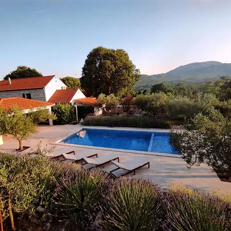 Charming Stone House With Private Pool & Jacuzzi - Vera Сasa de vacaciones