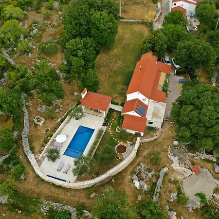 Charming Stone House With Private Pool & Jacuzzi - Vera Сasa de vacaciones *