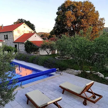 Сasa de vacaciones Charming Stone House With Private Pool & Jacuzzi - Vera *