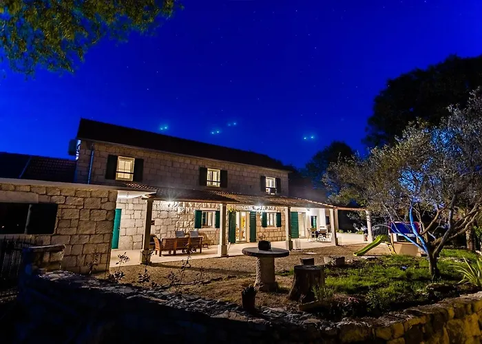 Charming Stone House With Private Pool & Jacuzzi - Vera Сasa de vacaciones
