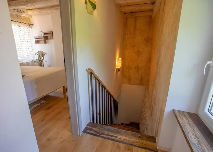 Сasa de vacaciones Charming Stone House With Private Pool & Jacuzzi - Vera Blato na Cetini