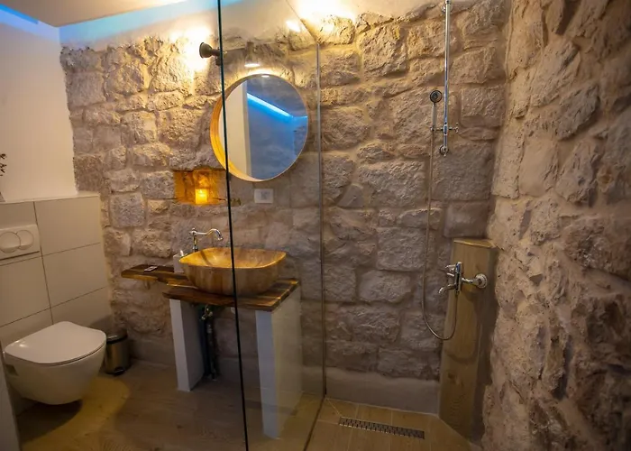 Charming Stone House With Private Pool & Jacuzzi - Vera *
