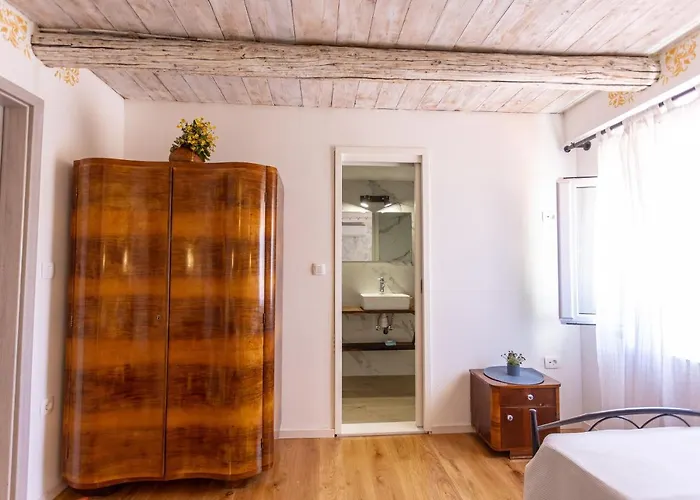 Charming Stone House With Private Pool & Jacuzzi - Vera * Blato na Cetini
