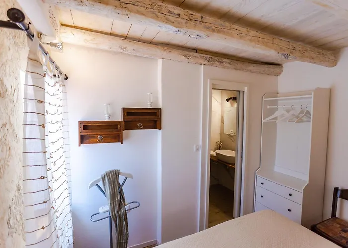 Charming Stone House With Private Pool & Jacuzzi - Vera *