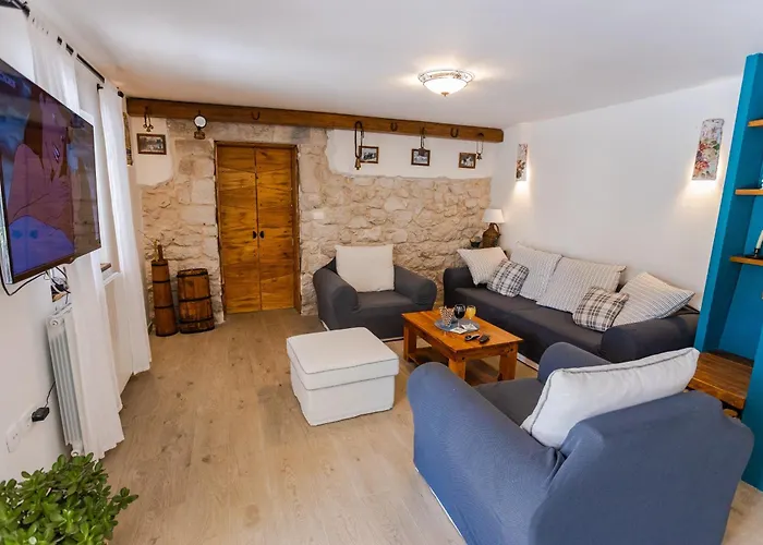 Сasa de vacaciones Charming Stone House With Private Pool & Jacuzzi - Vera