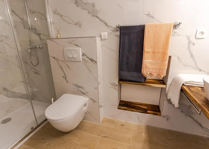 Сasa de vacaciones Charming Stone House With Private Pool & Jacuzzi - Vera Blato na Cetini