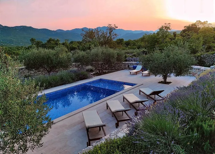 Charming Stone House With Private Pool & Jacuzzi - Vera Blato na Cetini